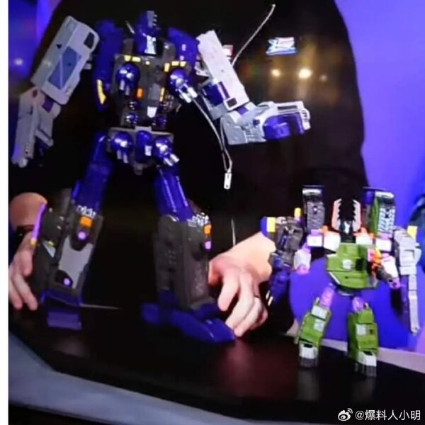Image Of Titan Class Tidal Wave And Cybertronian Wheeljack Reveals At Cybertron Fest 2023  (26 of 43)